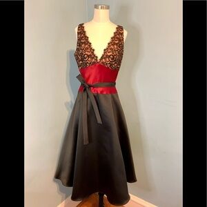 Vintage Laundry by Shelli Segal  black and red satin Cocktail Dress size 10